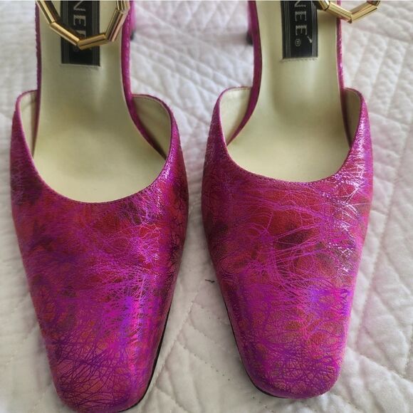 J.Renee Vintage Beautiful! tornasol hot pink elastic band heels - Picture 5 of 16